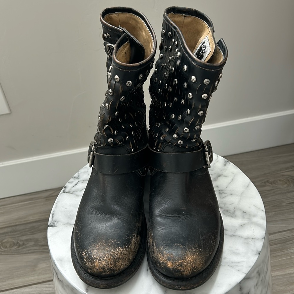 Frye Leather Jenna Cut Boot